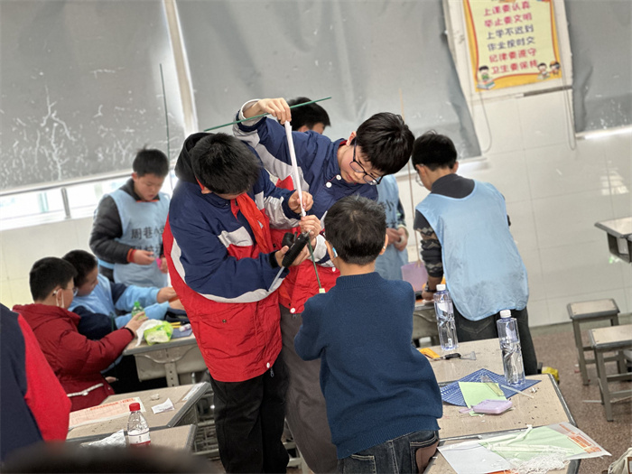 比赛现场2.jpg